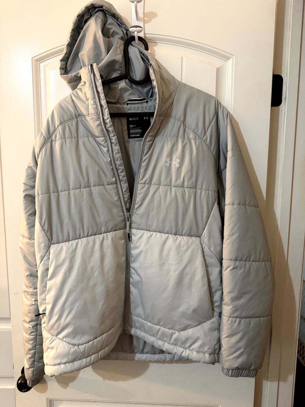 Under Armour UA Storm Insulate Puffer Jacket Large Gray Hooded Full Zip Coat